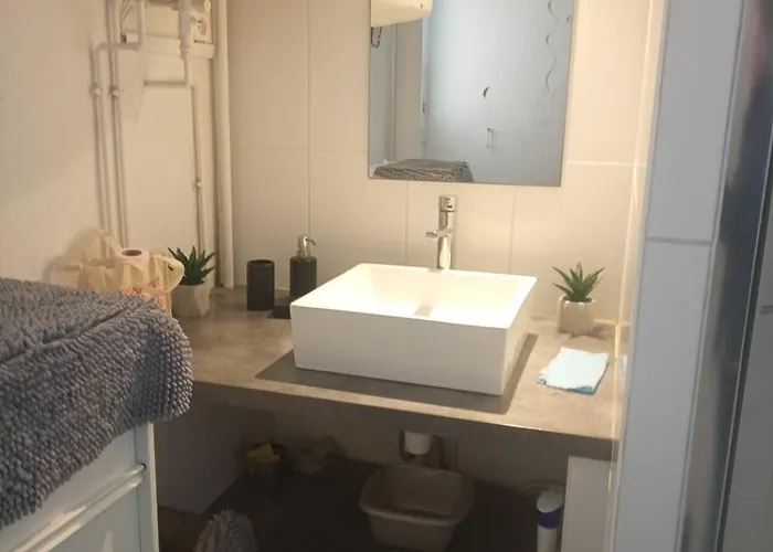 Apartment Classe Face En Plein Centre-ville 4mira7 *